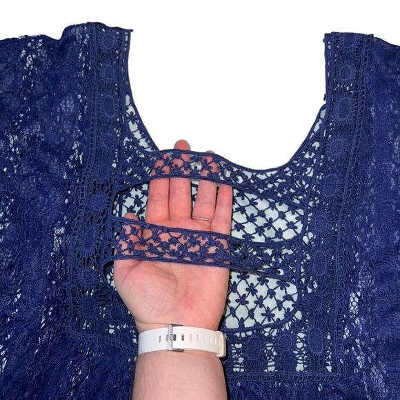 Deb Poncho Blouse Top Blue Wide Cut Lace Accent Cutout Back XL - Picture 5 of 7
